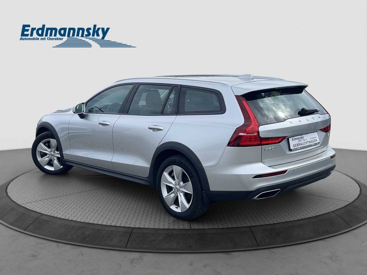 Volvo  V60 Cross Country Advanced, B4 AWD mildhybrid