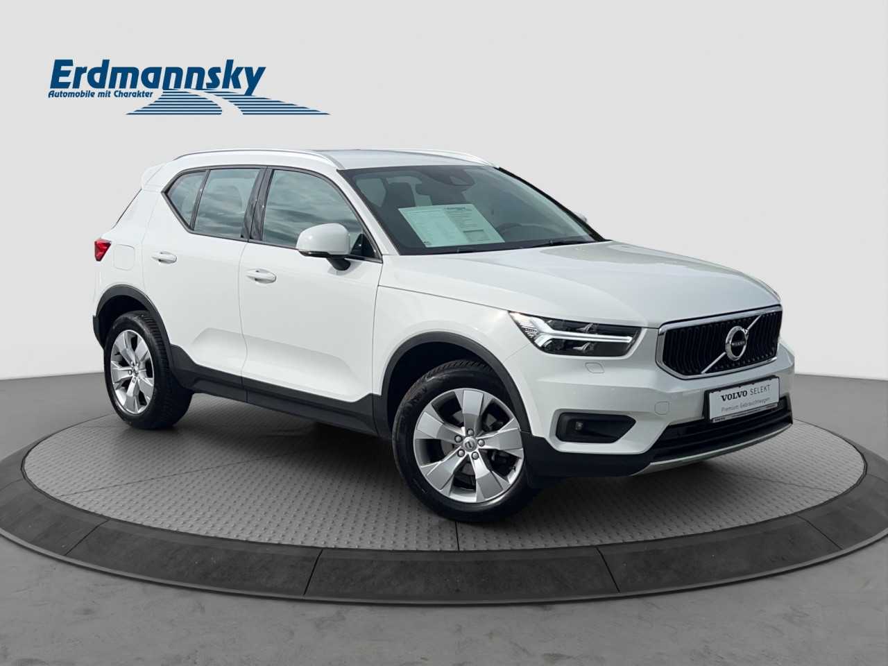 Volvo  XC40 T3 Schaltgetriebe (120kW/163PS) Momentum Pro