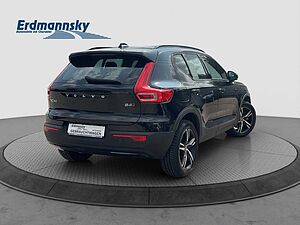 Volvo  XC40 R-Design, B4 AWD mild hybrid