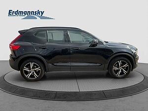 Volvo  XC40 R-Design, B4 AWD mild hybrid