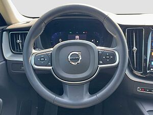 Volvo  XC60 Core, B4 Mild-Hybrid, Diesel